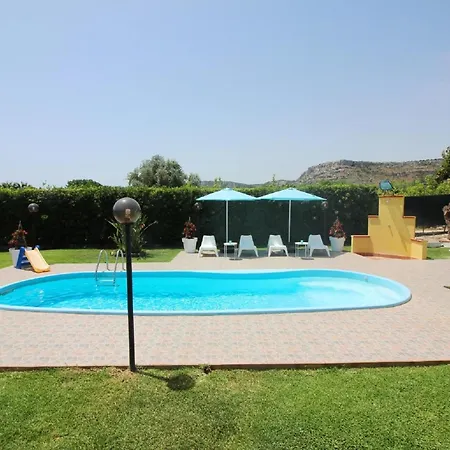 Belvilla By Oyo Floridia Siracusa Villa *