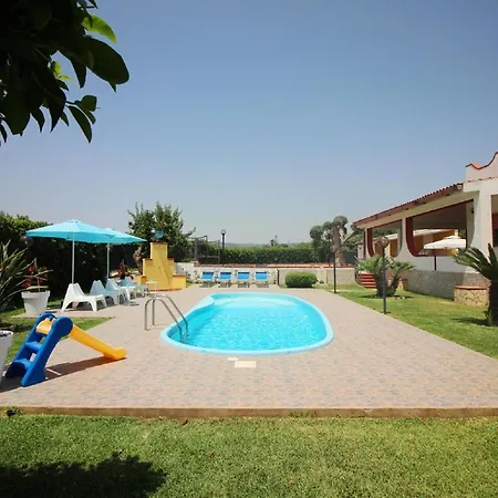 Villa Belvilla By Oyo Floridia Siracusa Syracuse