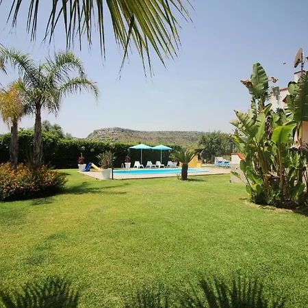 Belvilla By Oyo Floridia Siracusa Villa